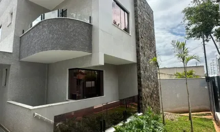 Oportunidade de área privativa no bairro Santa Mônica