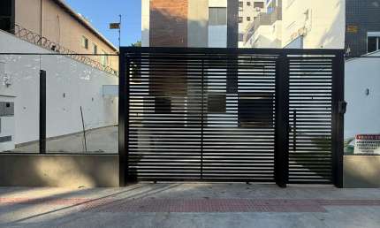 Excelente Apartamento em Cobertura no bairro Itapoã.