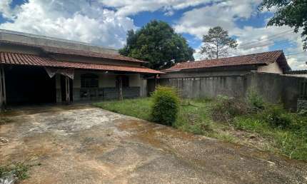 Oportunidade de casa em lote 360m2 no bairro Copacabana