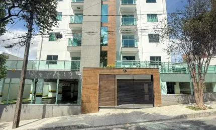 Excelente Apartamento em Cobertura no bairro Planalto a poucos metros da avenida Cristiano Machado.