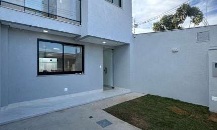 Casa com 3 quartos à venda no Planalto, Belo Horizonte 