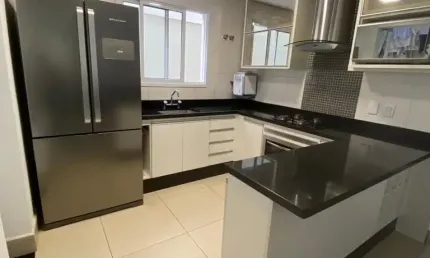 Casa em condomínio 4 Dorm 3 Suítes 3 Vg 190 m² Vl Oliveira