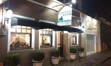 Prédio à venda na Rua Visconde Do Rio Branco, Centro, Morretes