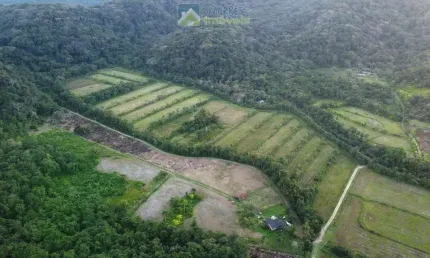 Sítio 14 alqueires em itaqui  atividade cultivo de arroz ou piscicultura capacidade mais de  26 tanques no município de guaraqueçaba pr