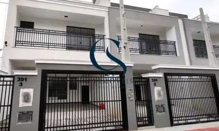 EXCELENTE SOBRADO TRIPLEX   ESTILO NEOCLÁSSICO PRONTO PARA MORAR