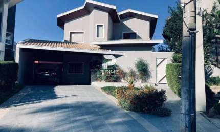SOBRADO PARA VENDA NO CONDOMÍNIO TAUBATÉ VILLAGE. COM 744 M² DE ÁREA DE TERRENO E 416 M² DE ÁREA CONSTRUÍDA.
