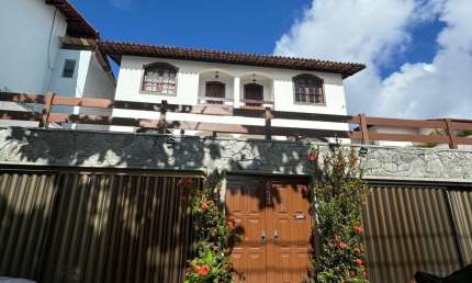 Casa com 3 quartos à venda na Rua Hermann Neeser, 347, Itaigara, Salvador