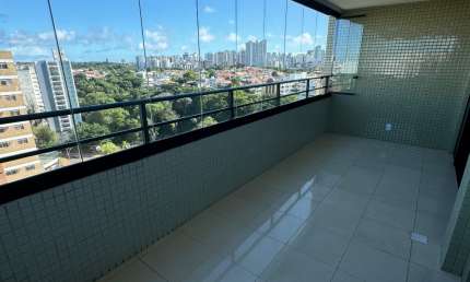 Quarto e sala no Edf Premium Plaza no Caminho das Árvores