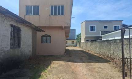 Vendo Casa Duplex No Guarani próximo ao mercado Supermarket Em Cabo Frio R$400.000