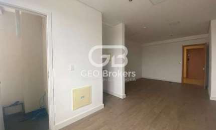Sala comercial à venda no Centro, Jacareí  por R$ 485.000