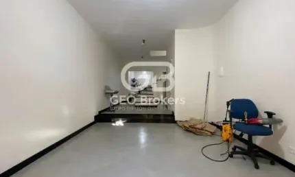 Casa com 4 quartos à venda no Residencial Santa Paula, Jacareí  por R$ 700.000