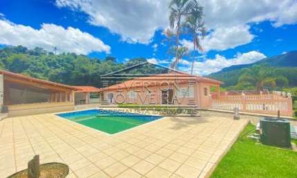Fazenda à venda no Centro, Lagoinha  por R$ 4.950.000
