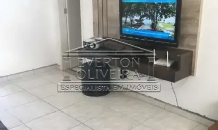 Casa em condomínio fechado com 2 quartos à venda no Jardim Colônia, Jacareí  por R$ 220.000