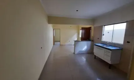 Casa com 2 quartos à venda no Parque Imperial, Jacareí  por R$ 300.000