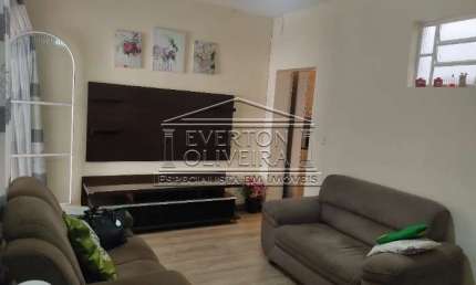 Casa com 3 quartos à venda no Centro, Jacareí  por R$ 640.000