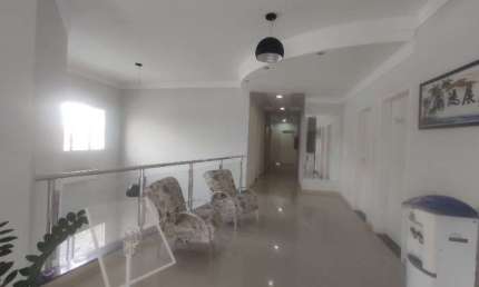 Sala comercial com 8 salas para alugar no Jardim Santa Maria, Jacareí  por R$ 950