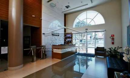 Sala comercial à venda no Centro, Jacareí  por R$ 230.000