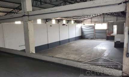 Barracão / Galpão / Depósito à venda no Jardim Califórnia, Jacareí  por R$ 2.724.000