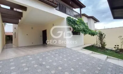 Casa com 5 quartos à venda no Jardim Terras de São João, Jacareí  por R$ 680.000