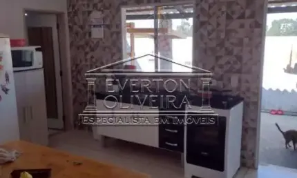Casa com 3 quartos à venda na Cidade Salvador, Jacareí  por R$ 350.000