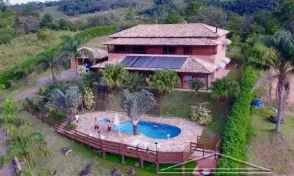 Chácara / sítio com 4 quartos à venda no Luiz Carlos, Guararema  por R$ 1.900.000