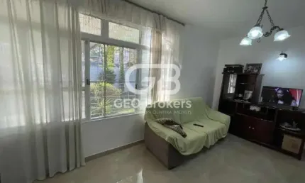 Casa com 3 quartos à venda na Cidade Jardim, Jacareí  por R$ 650.000