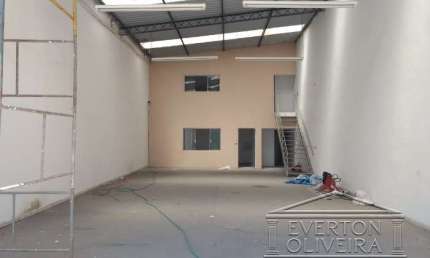 Barracão / Galpão / Depósito à venda no Residencial Parque dos Sinos, Jacareí  por R$ 850.000