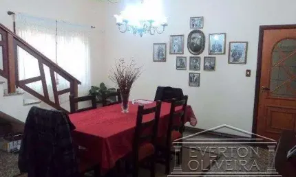 Casa com 4 quartos à venda no Jardim Santa Maria, Jacareí  por R$ 1.000.000