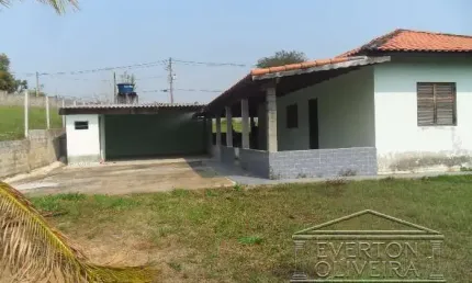 Chácara / sítio com 3 quartos à venda no Chácaras Rurais Santa Maria, Jacareí  por R$ 350.000
