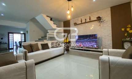 Casa com 3 quartos à venda no Loteamento Villa Branca, Jacareí , 140 m2 por R$ 1.000.000
