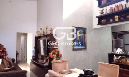 Casa com 3 quartos à venda no Residencial Santa Paula, Jacareí  por R$ 585.000