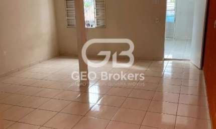 Casa com 2 quartos à venda no Parque Imperial, Jacareí  por R$ 212.000