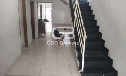Casa com 4 quartos à venda no Residencial Santa Paula, Jacareí  por R$ 450.000