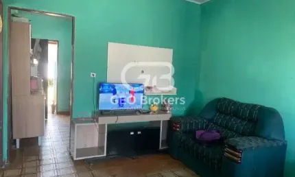 Casa com 2 quartos à venda no Jardim Emília, Jacareí  por R$ 300.000