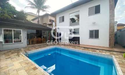 Casa em condomínio fechado com 4 quartos à venda no Jardim Coleginho, Jacareí  por R$ 1.900.000