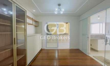 Casa com 4 quartos à venda no Jardim Alvorada, São José dos Campos  por R$ 1.153.000