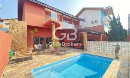 Casa em condomínio fechado com 3 quartos à venda no Jardim Coleginho, Jacareí  por R$ 1.400.000