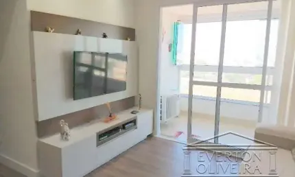 Apartamento com 3 quartos à venda no Jardim Califórnia, Jacareí  por R$ 750.000