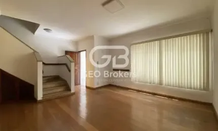 Casa com 3 quartos à venda no Jardim Santa Maria, Jacareí  por R$ 480.000
