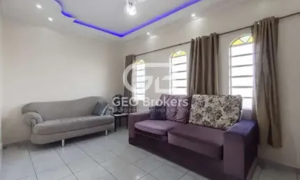 Casa com 3 quartos à venda no Jardim das Indústrias, Jacareí  por R$ 1.080.000