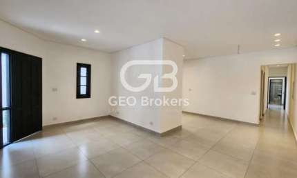 Casa com 3 quartos à venda no Jardim Altos de Santana II, Jacareí  por R$ 689.000