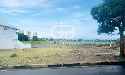 Terreno à venda no Jardim Residencial Golden Park, Jacareí  por R$ 330.000