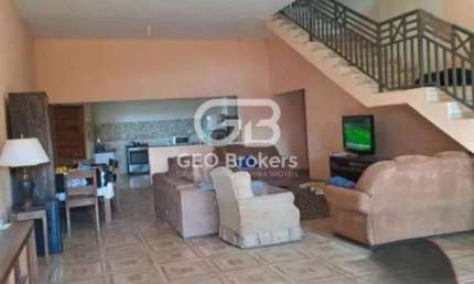 Casa em condomínio fechado com 4 quartos à venda no Canto das Águas, Igaratá  por R$ 870.000