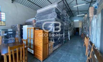 Barracão / Galpão / Depósito à venda no São João, Jacareí  por R$ 1.200.000