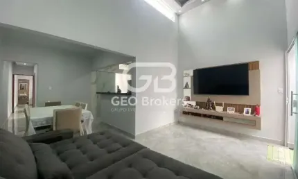 Casa com 3 quartos à venda na Cidade Salvador, Jacareí  por R$ 410.000