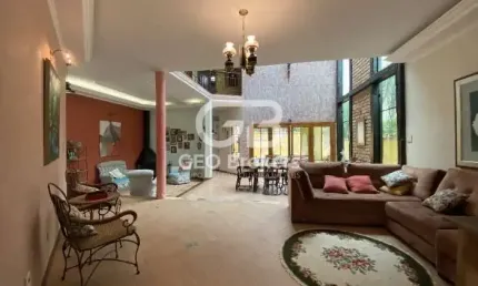 Casa em condomínio fechado com 3 quartos à venda no Loteamento Villa Branca, Jacareí  por R$ 1.980.000
