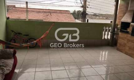 Casa com 2 quartos à venda no Jardim Maria Amélia, Jacareí  por R$ 500.000
