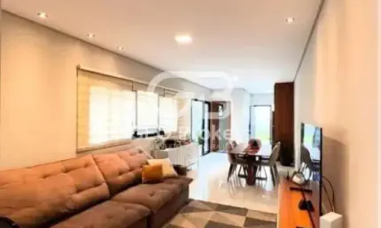 Casa à venda no Jardim Califórnia, Jacareí  por R$ 620.000