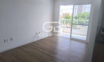 Apartamento com 2 quartos para alugar no Centro, Jacareí  por R$ 2.200