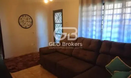Casa com 2 quartos à venda no Jardim das Oliveiras, Jacareí  por R$ 394.000